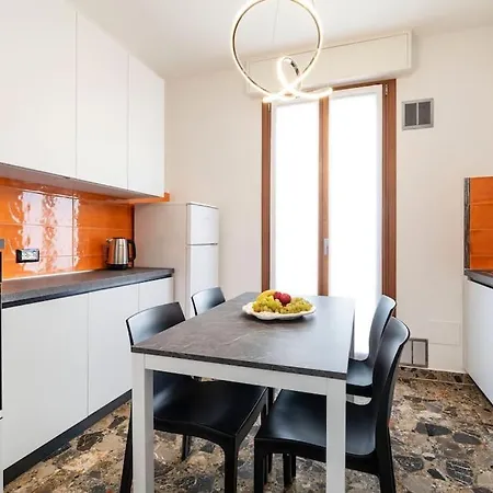 Lägenhet Venice Lido - House For 5