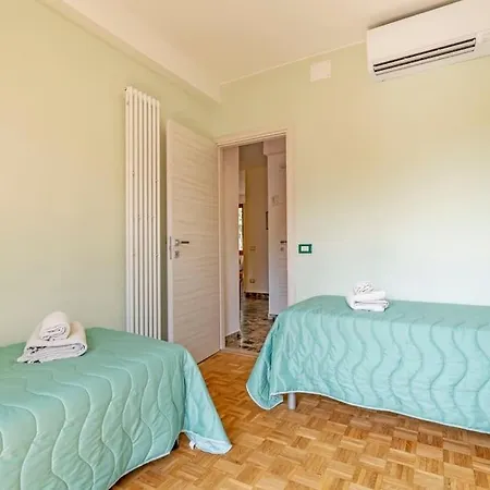 Venice Lido - House For 5 * 베니스-리도