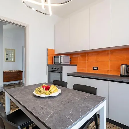 아파트 Venice Lido - House For 5