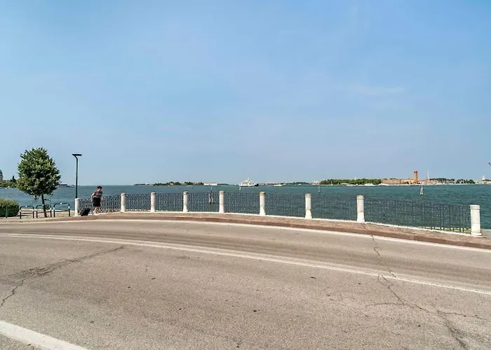 Venice Lido - House For 5 Lejlighed *